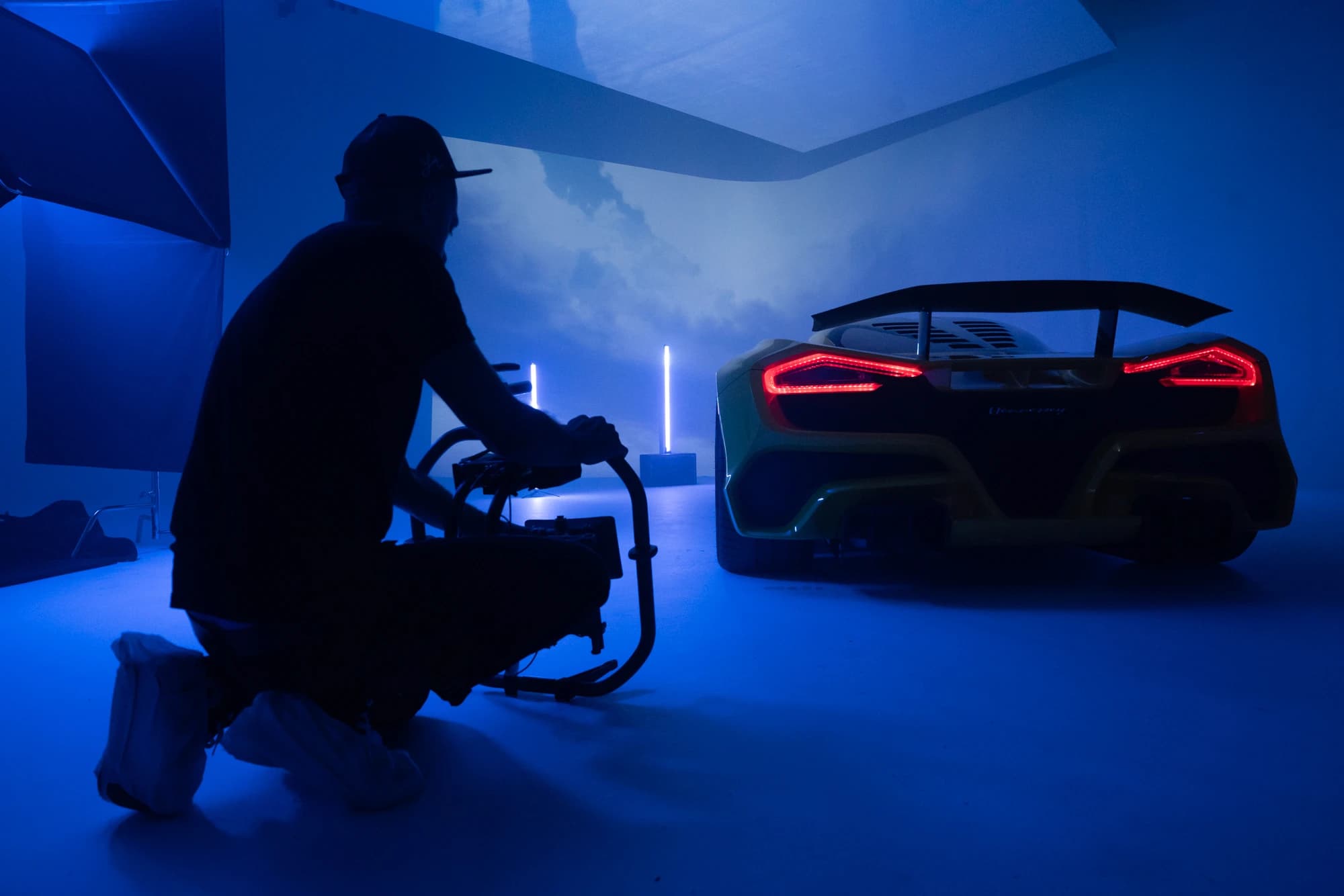 Shell x Hennessey F5 gallery image 3