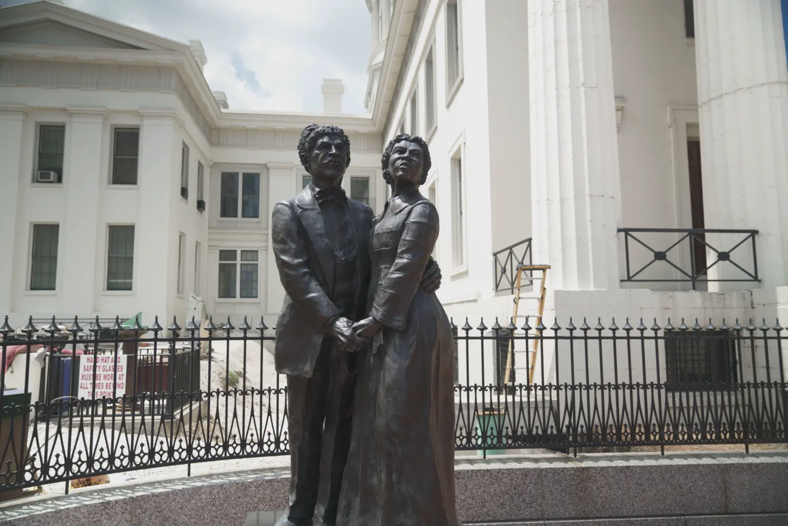 Represent Media gallery image 8